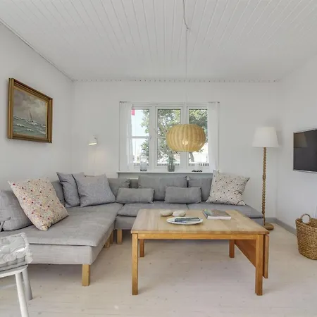 Elka - 100m From The Sea By Interhome Feriehus